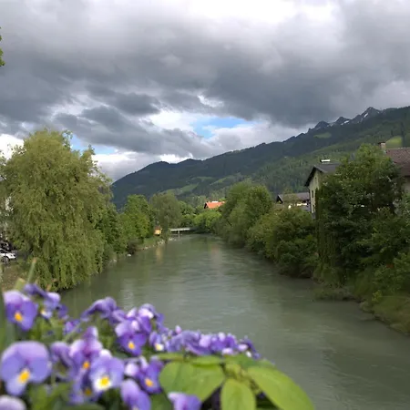 Haus Maria Bed and breakfast