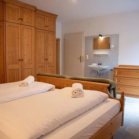 Haus Maria Bed and breakfast