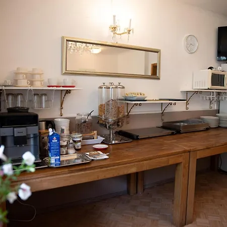 Haus Maria Bed & Breakfast