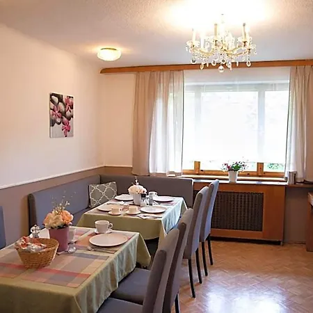 Haus Maria B&B 푸슈안데르글로크네르스트라세