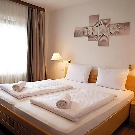 Haus Maria B&B 푸슈안데르글로크네르스트라세