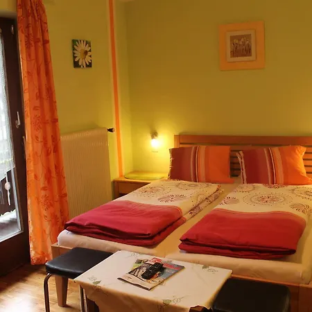 Bed & Breakfast Haus Maria Fusch an der Glocknerstraße