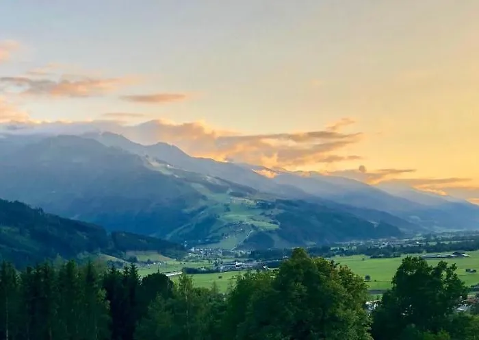 Haus Maria Bed & Breakfast